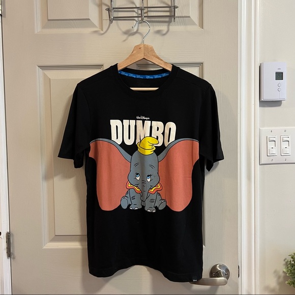 3/$35 or 4/$45 Disney Dumbo Graphic Tee - Picture 1 of 4